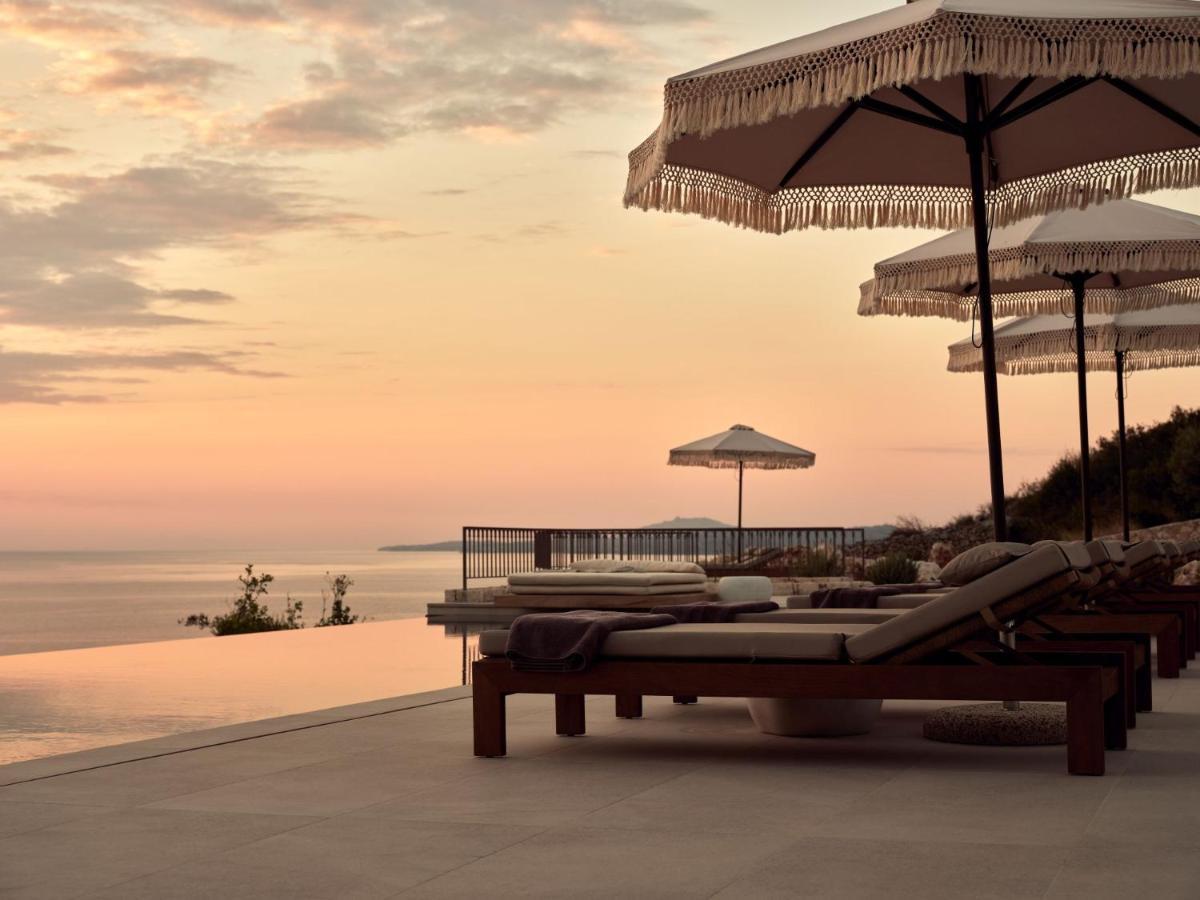 Rebek Luxury Villas & Suites Agios Nikolaos  Extérieur photo